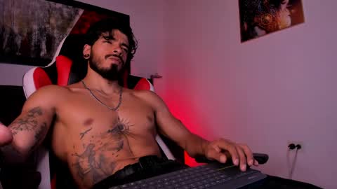 Snapshot of wolferatus chatting on 10, 4, 2026 wolferatus online show from 10, 4, 2026