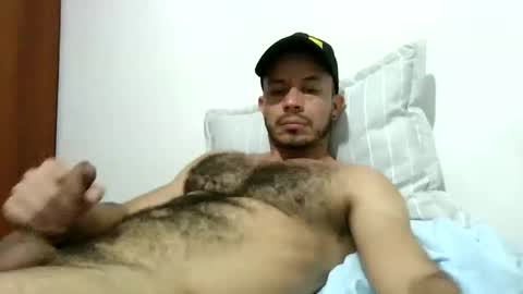 Snapshot of wolflatino02 chatting on 1, 10, 2025 wolflatino02 online show from 1, 10, 2025