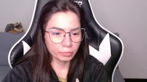 Snapshot of wolfs_daughter chatting on 30, 5, 2026 Alex online show from 30, 5, 2026