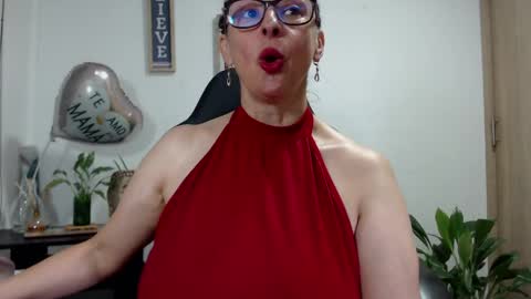 Womanhornyx online show from 15, 5, 2026
