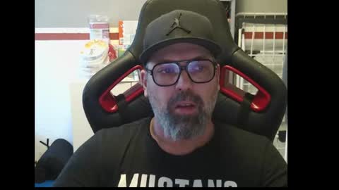 Snapshot of womenizzeer chatting on 18, 6, 2026 Adam online show from 18, 6, 2026
