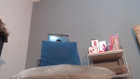 Snapshot of wonderfullight chatting on 1, 5, 2026 SHENIEL RODRIGUEZ online show from 1, 5, 2026