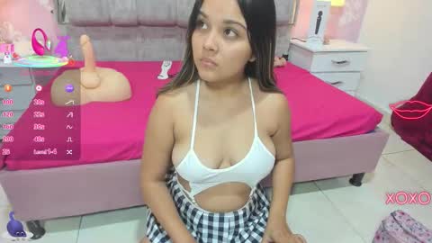 Snapshot of wonderkloe_ chatting on 18, 9, 2025 wonderkloe_ online show from 18, 9, 2025