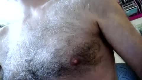 Snapshot of woodiesays chatting on 22, 9, 2025 WoodieSays online show from 22, 9, 2025