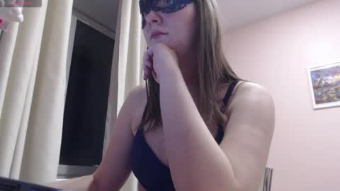 Woodland Peony online show from 25, 2, 2026