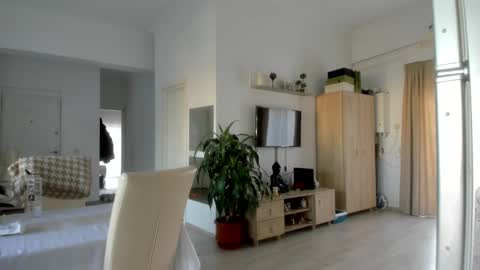 Snapshot of woolfiie chatting on 19, 12, 2024 Wolfie online show from 19, 12, 2024
