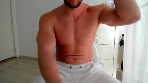 Snapshot of woolfiie chatting on 8, 1, 2025 Wolfie online show from 8, 1, 2025