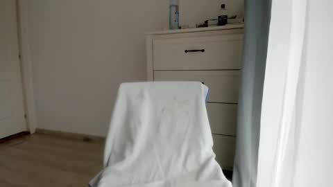 Snapshot of woolfiie chatting on 26, 1, 2025 Wolfie online show from 26, 1, 2025