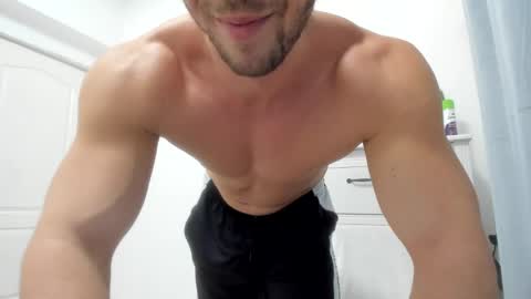 Snapshot of woolfiie chatting on 28, 1, 2025 Wolfie online show from 28, 1, 2025