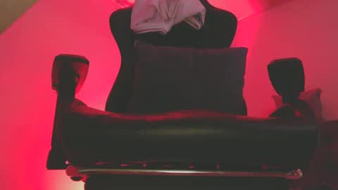 Snapshot of woondeer17 chatting on 30, 9, 2025 Woondeer online show from 30, 9, 2025