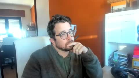 Snapshot of workinglater chatting on 25, 2, 2025 workinglater online show from 25, 2, 2025