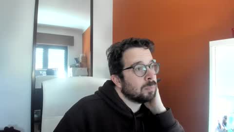 Snapshot of workinglater chatting on 12, 3, 2025 workinglater online show from 12, 3, 2025