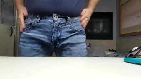 Snapshot of workingman6969 chatting on 17, 12, 2024 workingman6969 online show from 17, 12, 2024