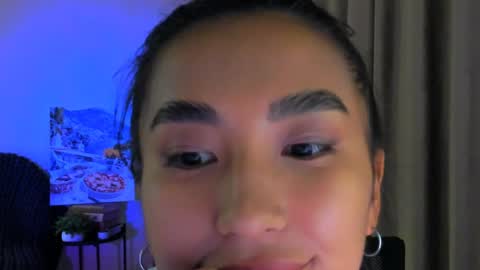 dudetta Kim online show from 5, 2, 2025