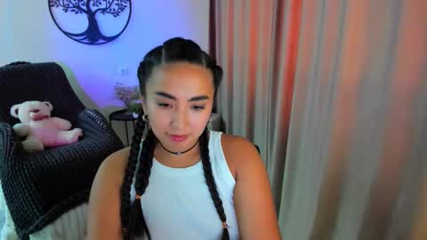 dudetta Kim online show from 9, 11, 2025