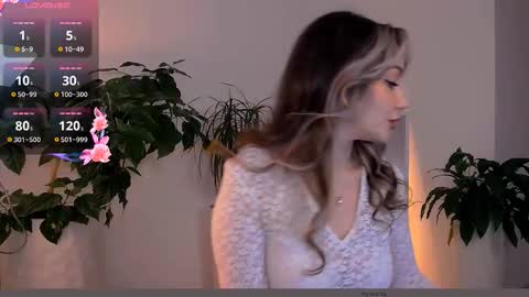 Snapshot of worldsbaby chatting on 24, 9, 2025 worldsbaby online show from 24, 9, 2025