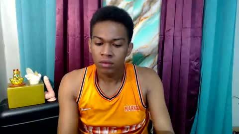 Snapshot of worshipmycockxxx chatting on 26, 10, 2025 Josh This is my new account now online show from 26, 10, 2025