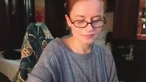 Snapshot of wow_luvng chatting on 8, 5, 2026 Rebecy online show from 8, 5, 2026