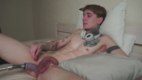 Snapshot of wow_yammy3 chatting on 12, 10, 2025 Pavel online show from 12, 10, 2025