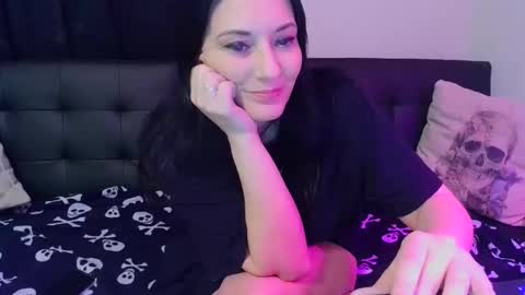 Crystal Lake online show from 4, 2, 2026