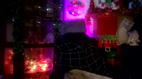 Snapshot of wscooter1 chatting on 23, 11, 2025 SCOOTER online show from 23, 11, 2025