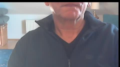 Snapshot of wuki123 chatting on 12, 11, 2025 Wuki online show from 12, 11, 2025