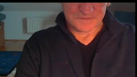 Snapshot of wuki123 chatting on 27, 11, 2025 Wuki online show from 27, 11, 2025