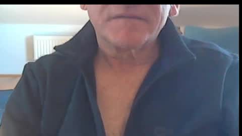 Snapshot of wuki123 chatting on 3, 3, 2026 Wuki online show from 3, 3, 2026