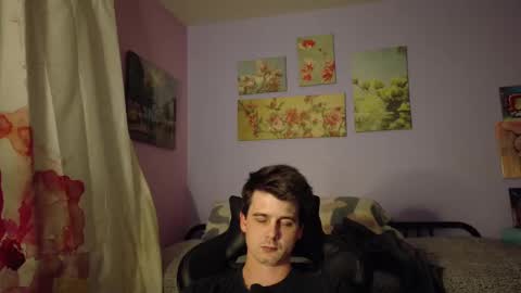 Snapshot of wyattfans_ chatting on 9, 10, 2025 Wyatt online show from 9, 10, 2025