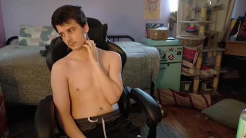 Snapshot of wyattfans_ chatting on 17, 10, 2025 Wyatt online show from 17, 10, 2025