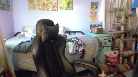 Snapshot of wyattfans_ chatting on 21, 10, 2025 Wyatt online show from 21, 10, 2025