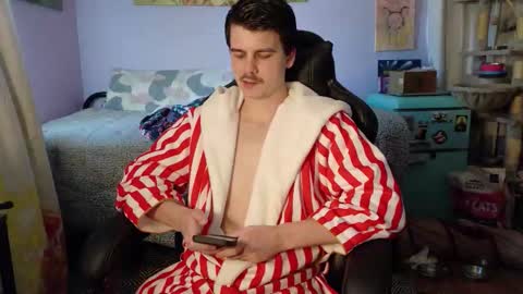 Snapshot of wyattfans_ chatting on 24, 10, 2025 Wyatt online show from 24, 10, 2025