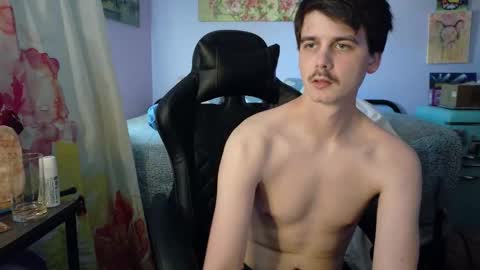 Snapshot of wyattfans_ chatting on 25, 10, 2025 Wyatt online show from 25, 10, 2025