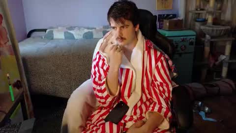 Snapshot of wyattfans_ chatting on 5, 11, 2025 Wyatt online show from 5, 11, 2025