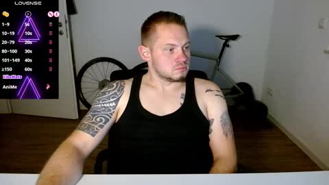 Snapshot of x19marco93x chatting on 15, 11, 2025 x19marco93x online show from 15, 11, 2025