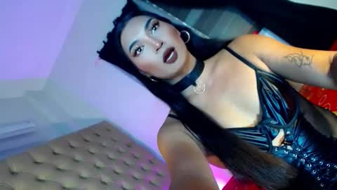 Snapshot of x_aurorascent chatting on 1, 11, 2025 x_aurorascent online show from 1, 11, 2025