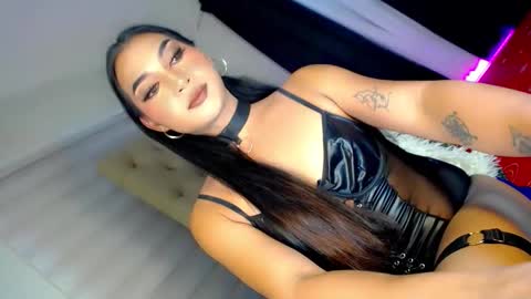 Snapshot of x_aurorascent chatting on 3, 11, 2025 x_aurorascent online show from 3, 11, 2025