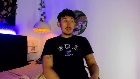 Snapshot of x_heros_x chatting on 20, 11, 2025 SHALOM online show from 20, 11, 2025