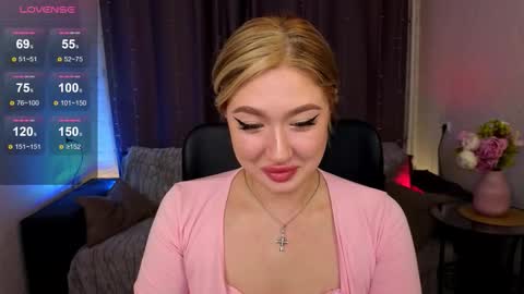 Snapshot of x_ketty_x chatting on 3, 10, 2025 Lera online show from 3, 10, 2025