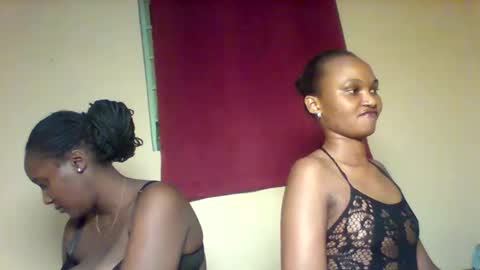 Snapshot of x_melanine chatting on 1, 10, 2025 X melanine online show from 1, 10, 2025