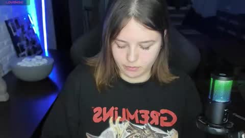 Snapshot of x_nirvana_x chatting on 22, 9, 2025 LOVE NERDS ONLY online show from 22, 9, 2025