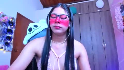 XALLYSONX online show from 19, 10, 2025