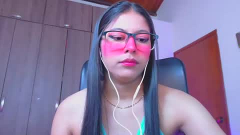 XALLYSONX online show from 17, 6, 2026