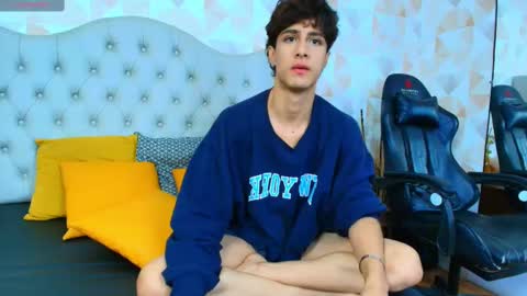 Snapshot of xam_collen chatting on 6, 10, 2025 xam_collen online show from 6, 10, 2025