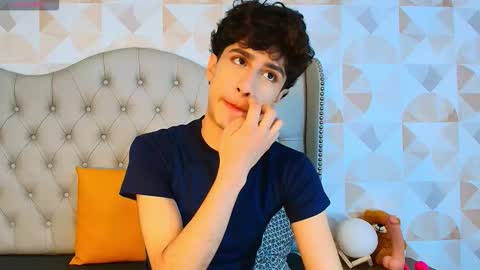 Snapshot of xam_collen chatting on 22, 10, 2025 xam_collen online show from 22, 10, 2025