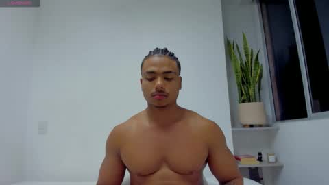 Xavier online show from 9, 11, 2025