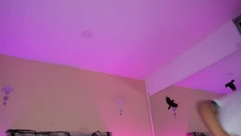 Snapshot of xavier_fox__ chatting on 18, 10, 2025 xavier fox online show from 18, 10, 2025
