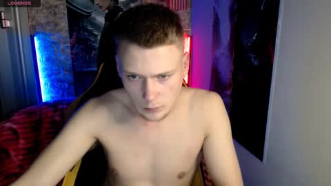 xavier_night81 online show from 5, 12, 2025