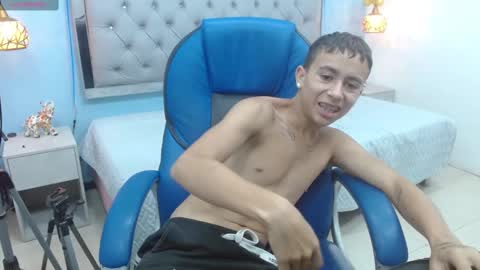 xavii_18_ online show from 22, 1, 2025