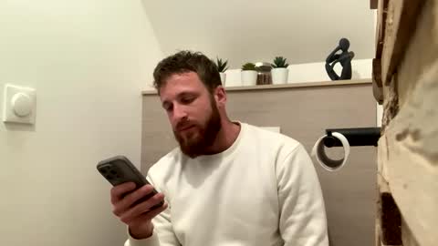 Snapshot of xavou779 chatting on 9, 11, 2025 xavou779 online show from 9, 11, 2025